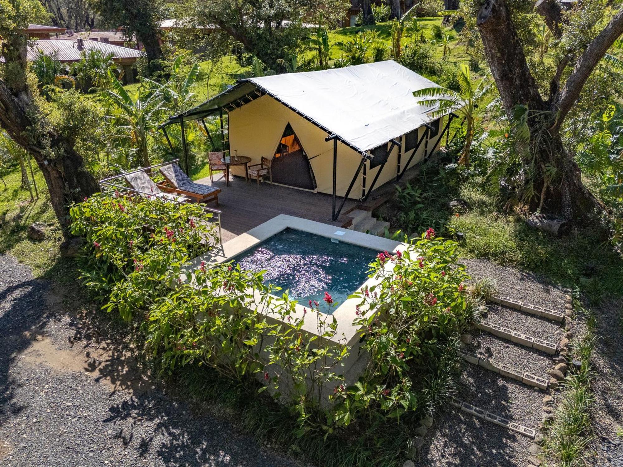 Hacienda Guachipelin Volcano Ranch Hotel & Hot Springs 리베리아 외부 사진